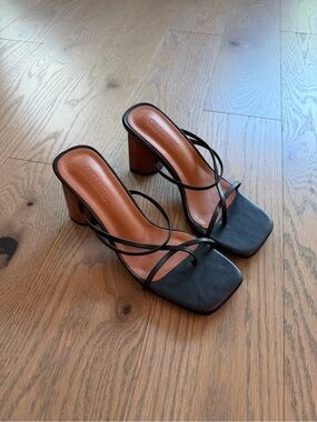 Cult Avenue Black Strappy Wood Block Heel Sandals